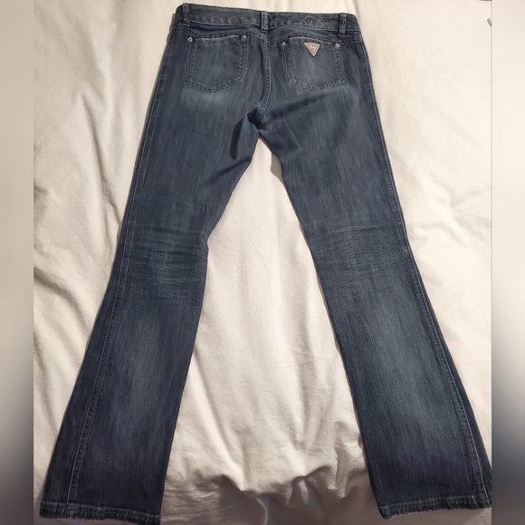 Guess | Starlet Slimboot Jeans | Size 29 - Picture 3 of 4
